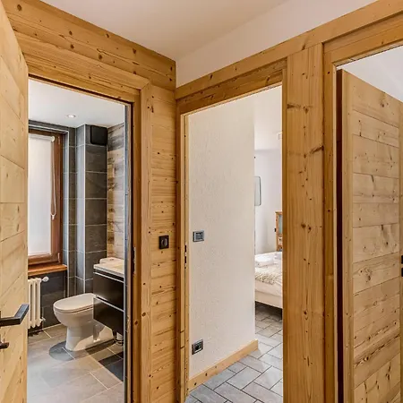Winn, Alpes Agency, Chamonix, Sleeps 6 *
