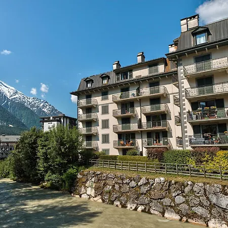 Winn, Alpes Travel, Chamonix, Sleeps 6 * Chamonix