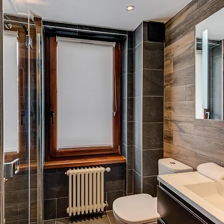 Winn, Alpes Agency, Chamonix, Sleeps 6 아파트 *