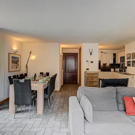 Winn, Alpes Agency, Chamonix, Sleeps 6 * 샤모니