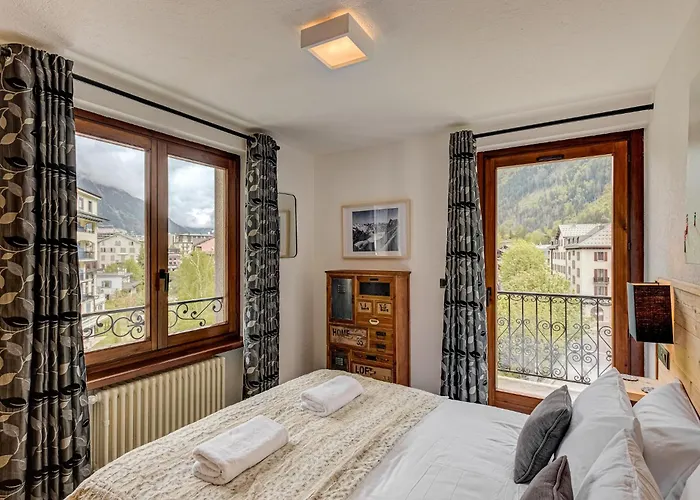 Winn, Alpes Travel, Chamonix, Sleeps 6 * Chamonix